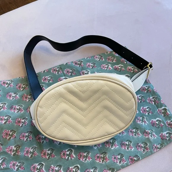 WANT Got the Love Cream Faux Leather Belt Bag - Picture 2 of 5